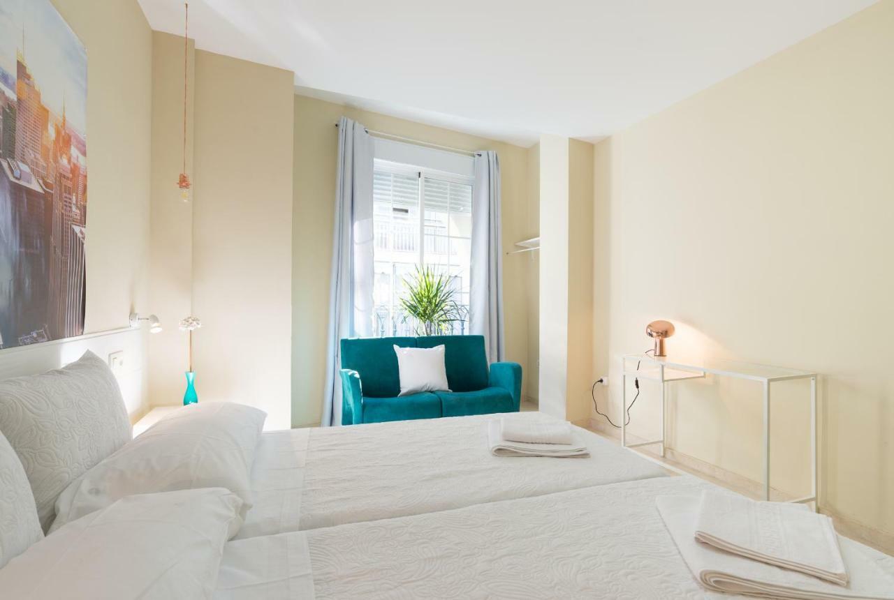 Gr2-Large Groups Apt-Walking Distance To Old Town Apartment Malaga Luaran gambar